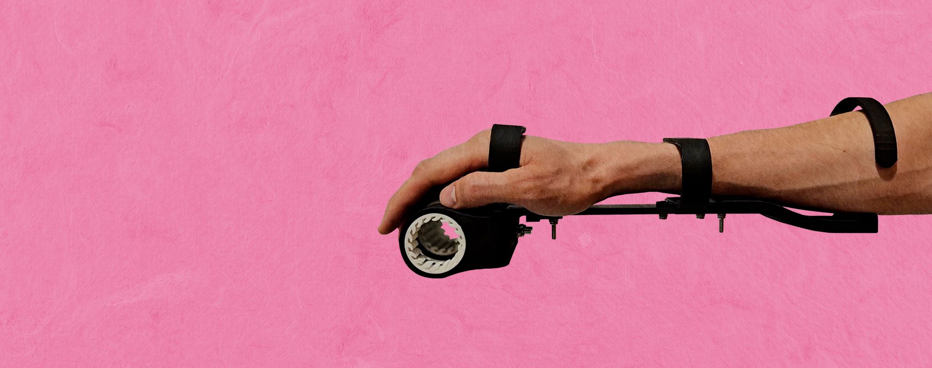 A 3d printed adjustable gripper device.